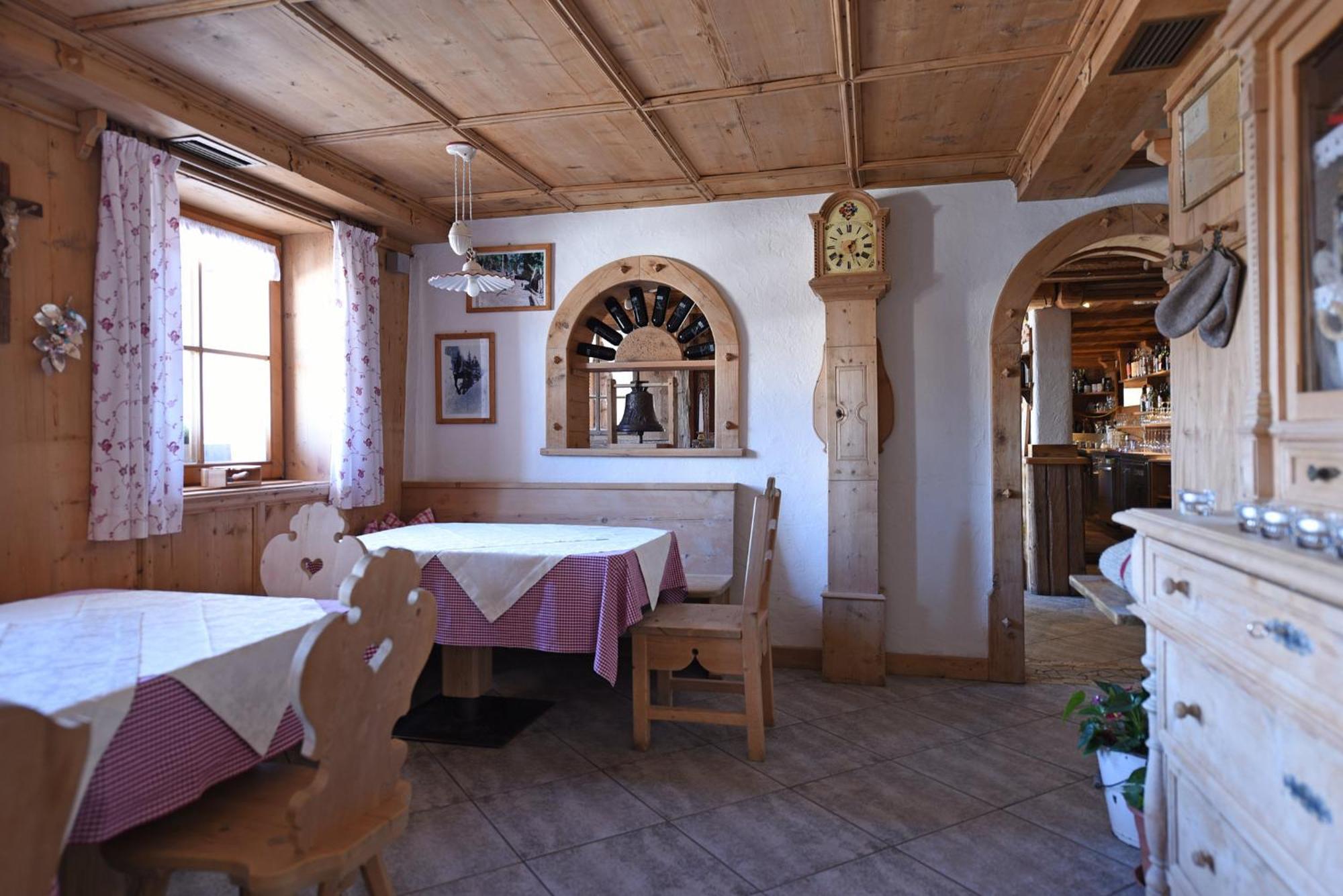 Agriturismo Soleseid ซาน วิจลิโอ ดิ มาเรบเบ ภายนอก รูปภาพ